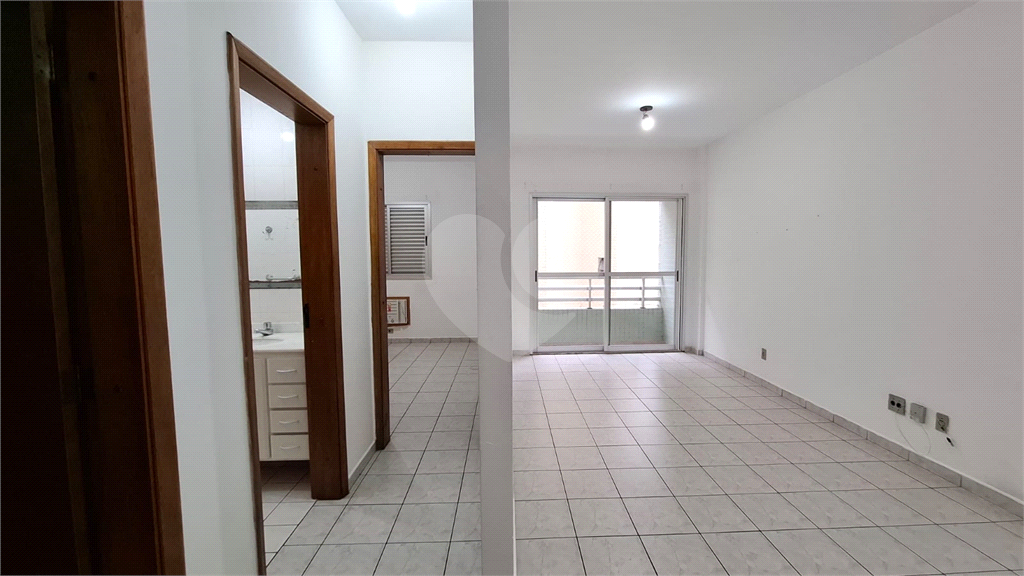 OTIMO APARTAMENTO DE 01 DORMITORIOS NA ENCRUZILHADA - PROXIMA A FACULDADE