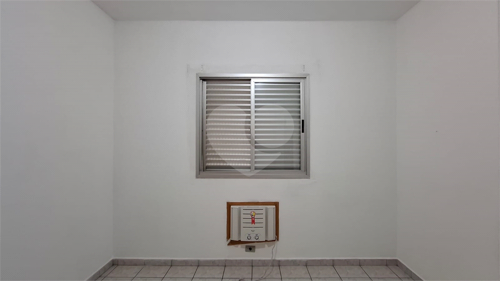 OTIMO APARTAMENTO DE 01 DORMITORIOS NA ENCRUZILHADA - PROXIMA A FACULDADE