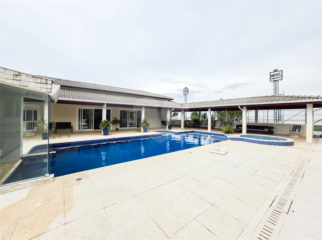 Casa de Condomínio - Indaiatuba - 900 m² - 5 Suítes - 11 Vagas - Venda / Compra