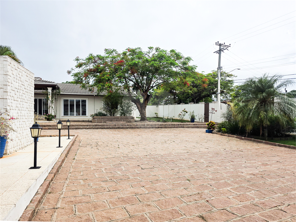 Casa de Condomínio - Indaiatuba - 900 m² - 5 Suítes - 11 Vagas - Venda / Compra