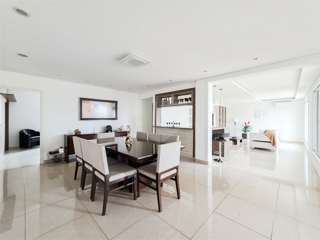 Casa de Condomínio - Indaiatuba - 900 m² - 5 Suítes - 11 Vagas - Venda / Compra