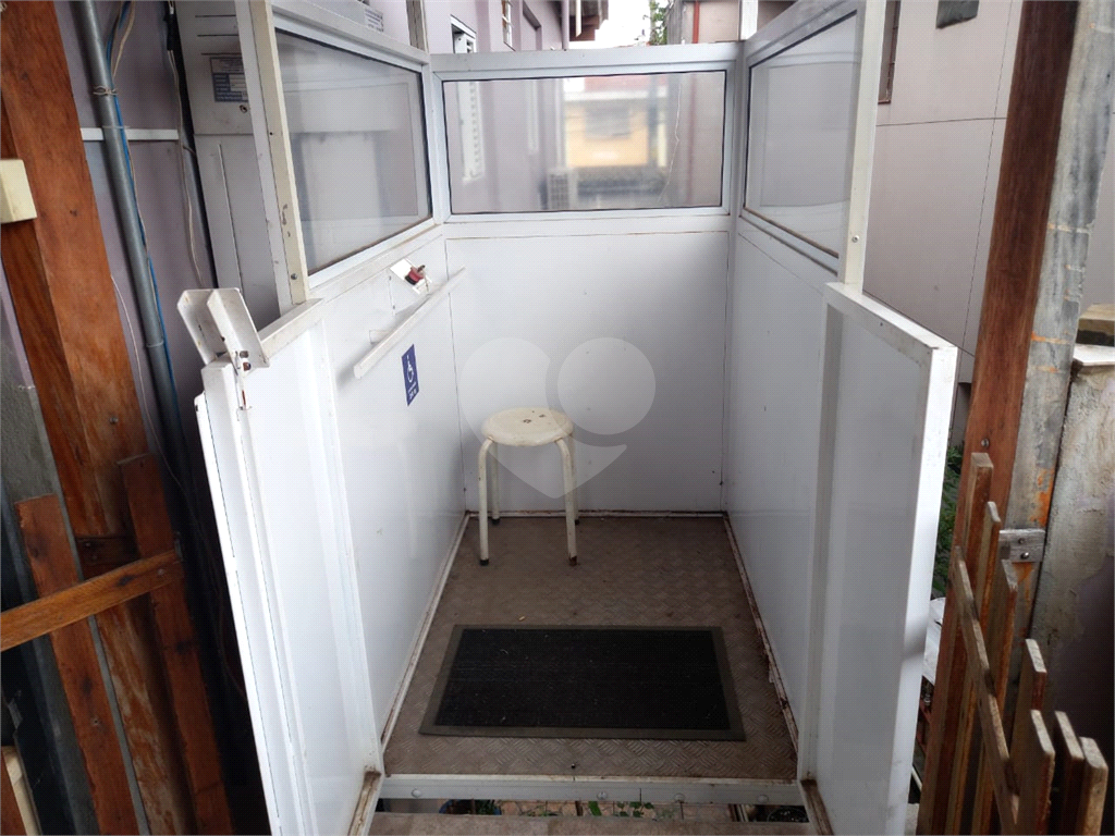 Casa, 4 quartos, 350 m² - Foto 47