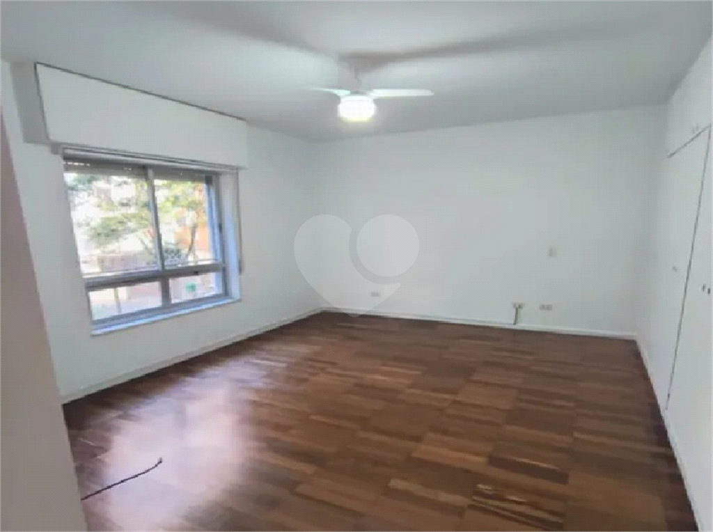 APARTAMENTO em JARDIM PAULISTA