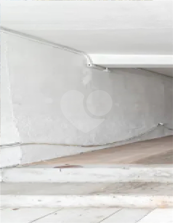 Abre uma franquia nesse imóvel