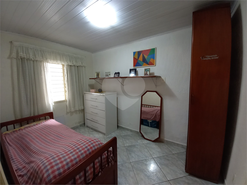 CASA TERREA DE VILA - 2 QUARTOS 