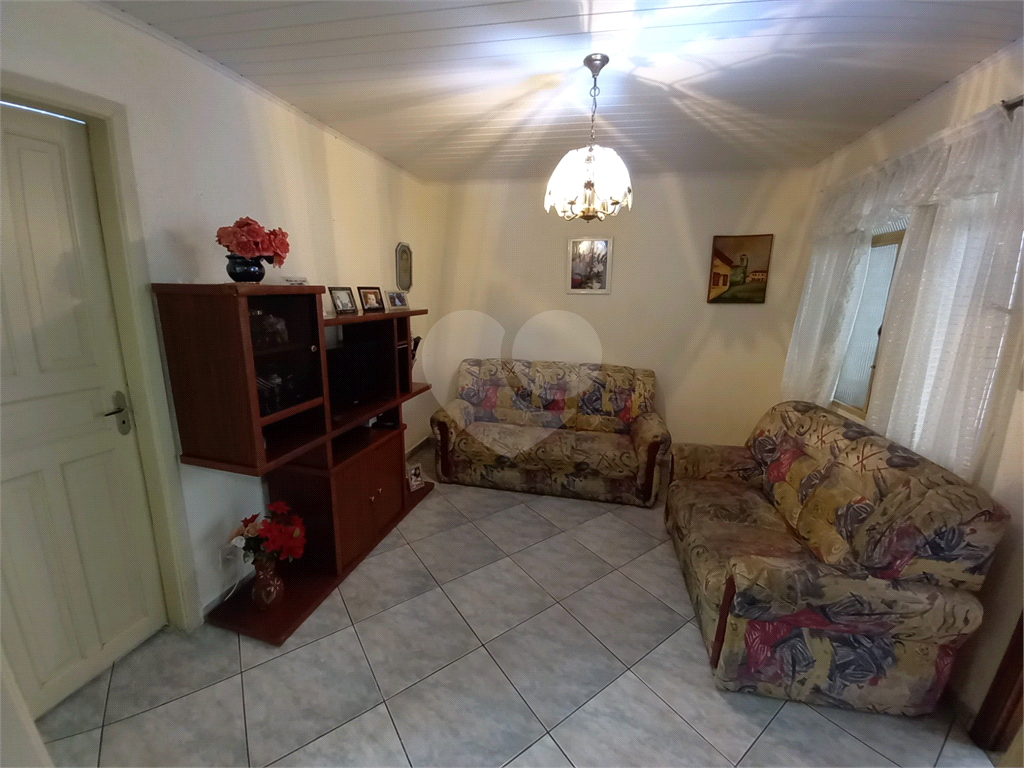 CASA TERREA DE VILA - 2 QUARTOS 