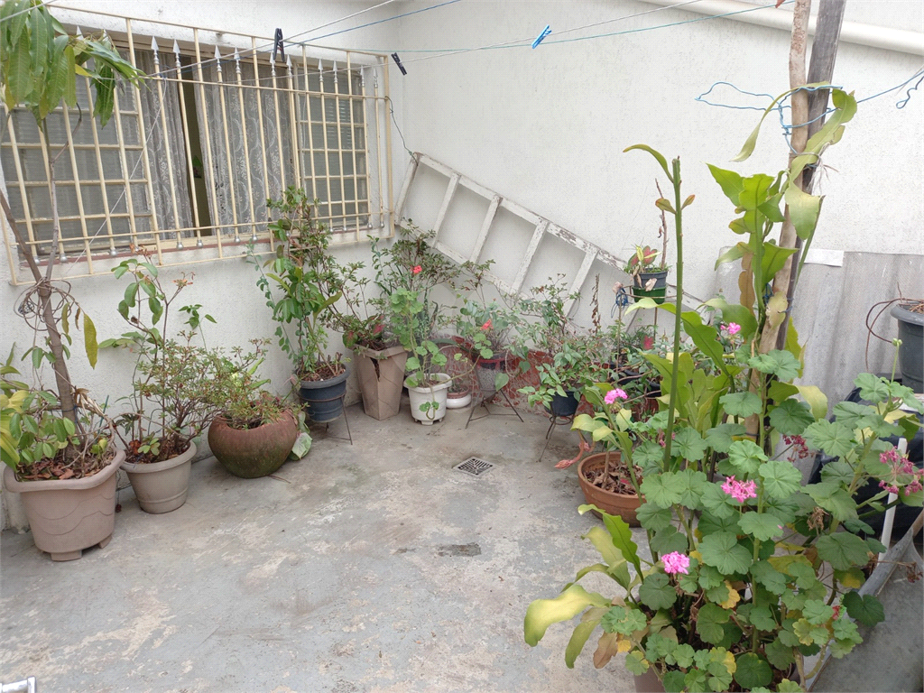 CASA TERREA DE VILA - 2 QUARTOS 