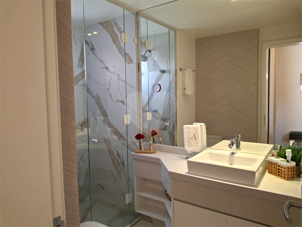 FLAT À VENDA – BROOKLIN NOVO