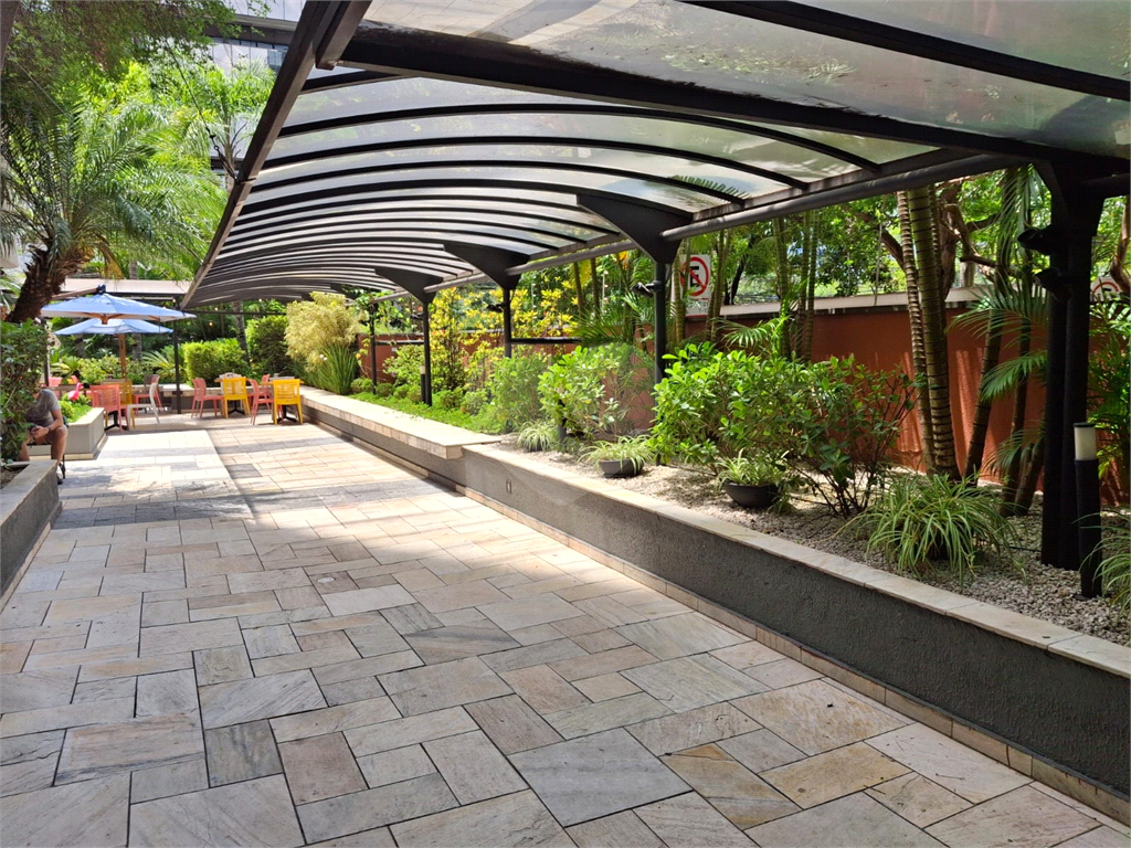 FLAT À VENDA – BROOKLIN NOVO