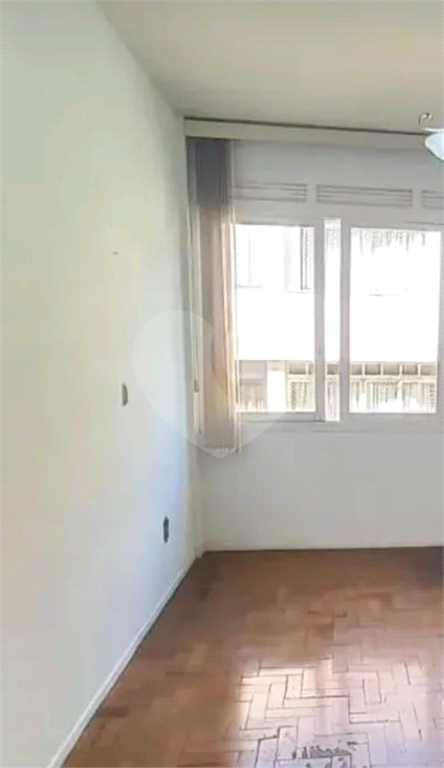 APARTAMENTO em VILA MARIANA