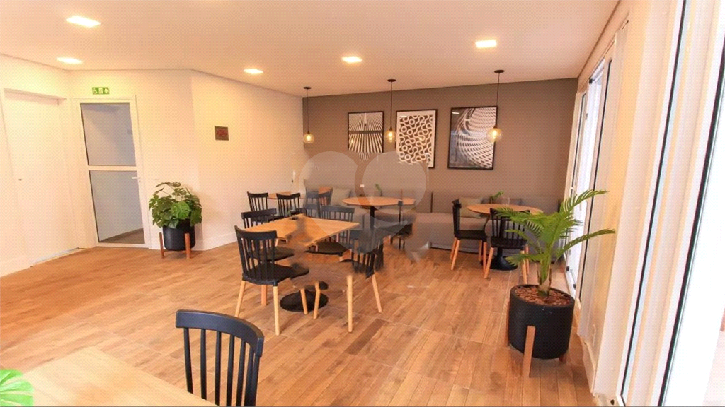 Apartamento de 38 m² com 2 dormitórios no Brás