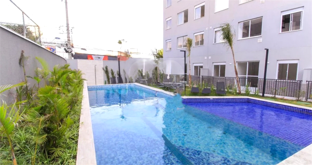 Apartamento de 38 m² com 2 dormitórios no Brás