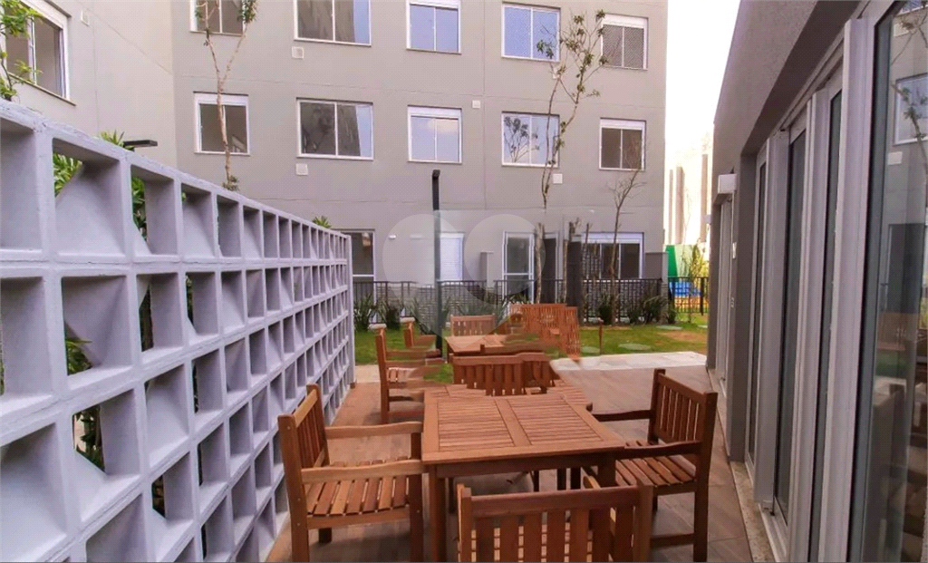 Apartamento de 38 m² com 2 dormitórios no Brás