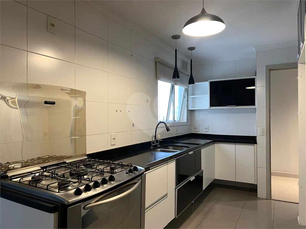 Apartamento 4 suítes, 3 vagas, ótima localização ,Linda vista para o Campo de Marte -Alto Padrão