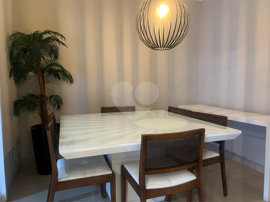 Apartamento 4 suítes, 3 vagas, ótima localização ,Linda vista para o Campo de Marte -Alto Padrão