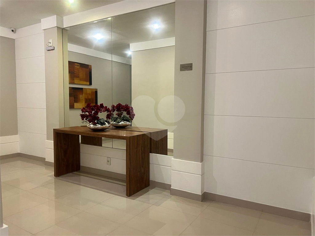 Apartamento 4 suítes, 3 vagas, ótima localização ,Linda vista para o Campo de Marte -Alto Padrão