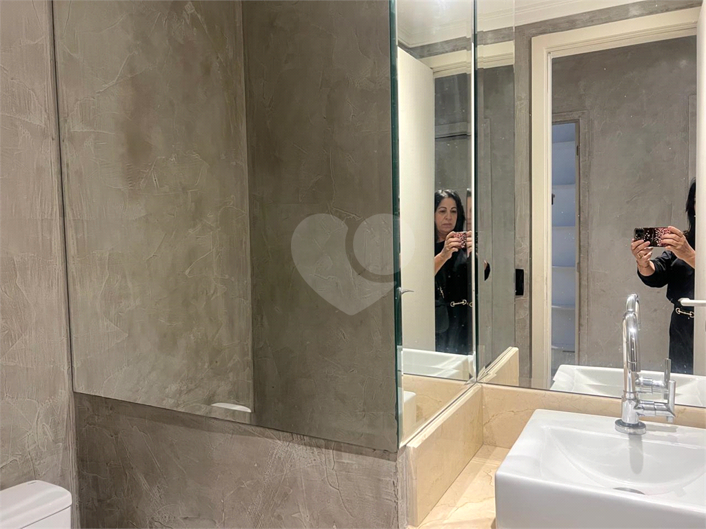 Apartamento 4 suítes, 3 vagas, ótima localização ,Linda vista para o Campo de Marte -Alto Padrão