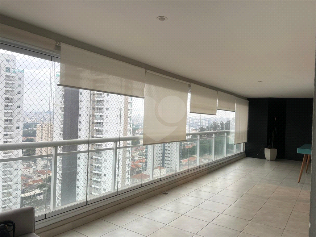 Apartamento 4 suítes, 3 vagas, ótima localização ,Linda vista para o Campo de Marte -Alto Padrão