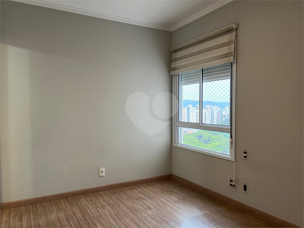 Apartamento 4 suítes, 3 vagas, ótima localização ,Linda vista para o Campo de Marte -Alto Padrão