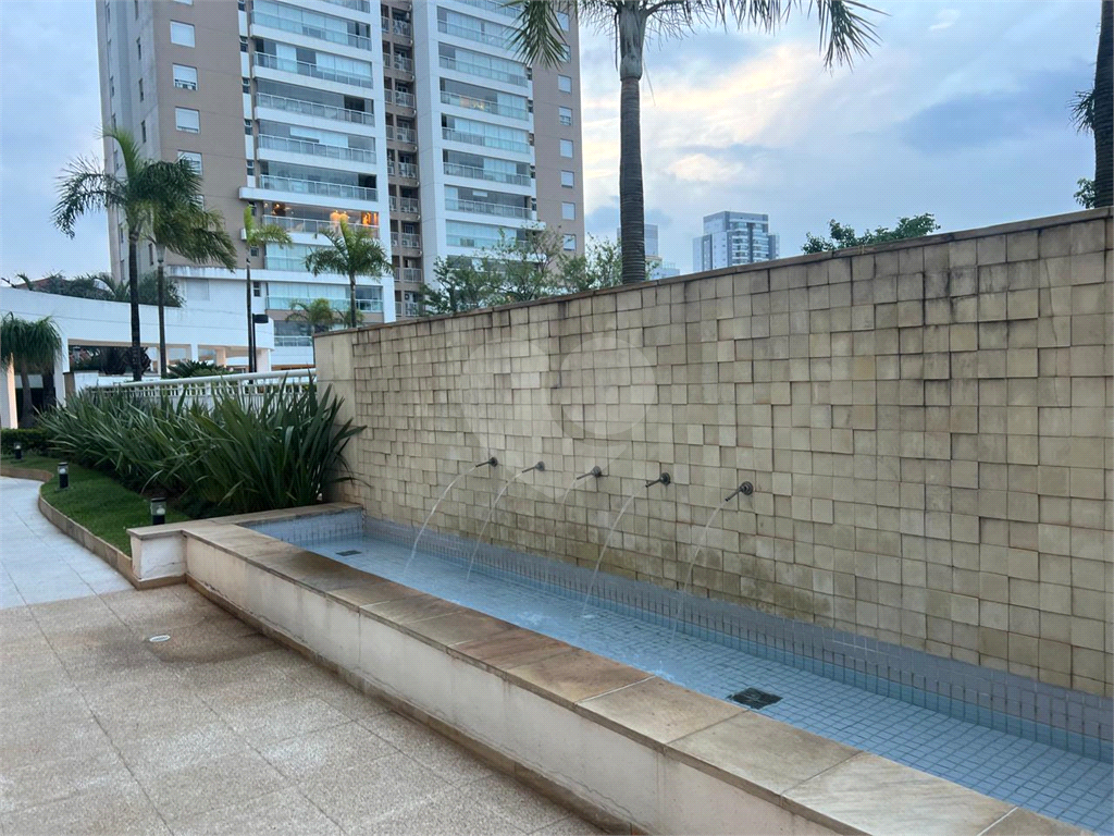 Apartamento 4 suítes, 3 vagas, ótima localização ,Linda vista para o Campo de Marte -Alto Padrão