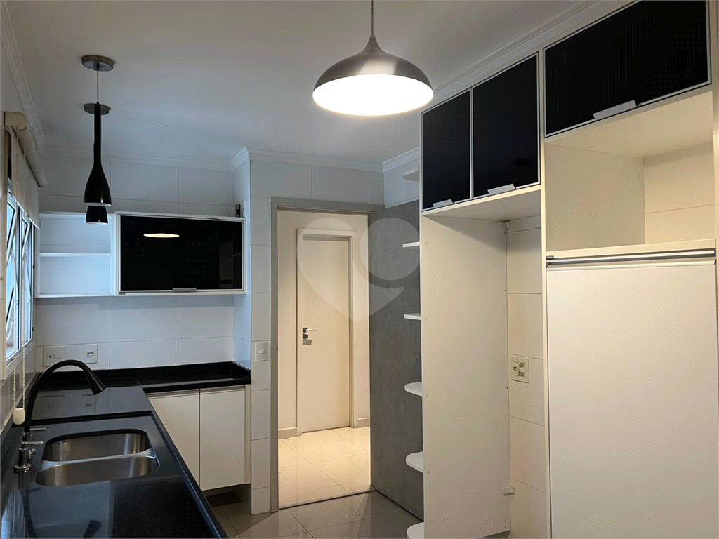 Apartamento 4 suítes, 3 vagas, ótima localização ,Linda vista para o Campo de Marte -Alto Padrão