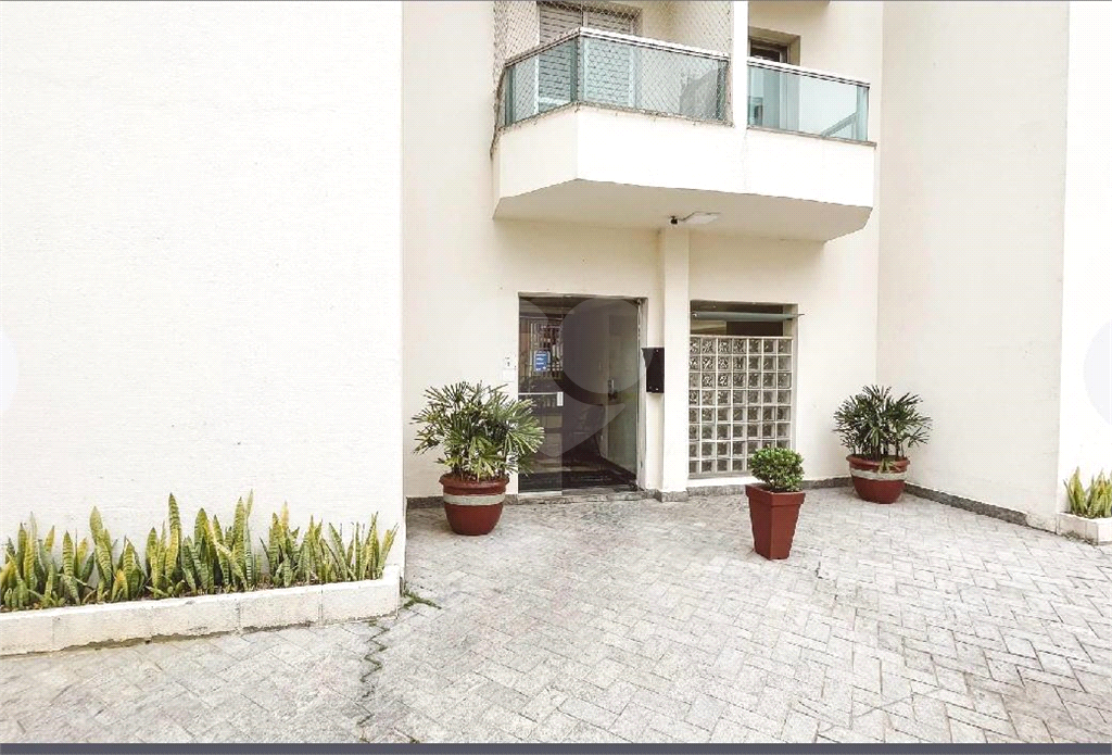 APARTAMENTO em SANTANA