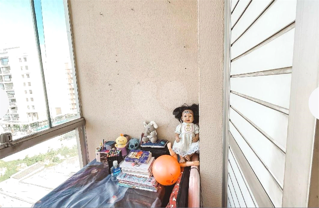 APARTAMENTO em SANTANA