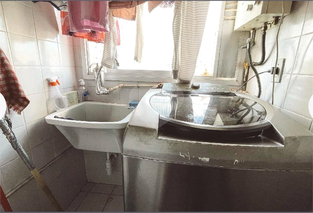 APARTAMENTO em SANTANA