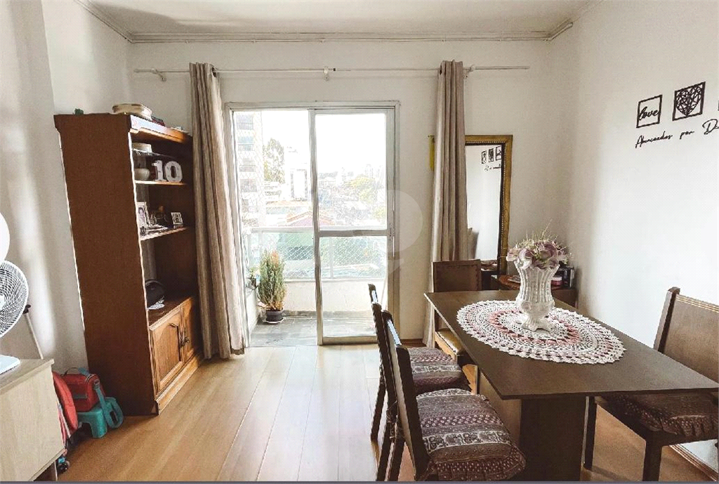 APARTAMENTO em SANTANA