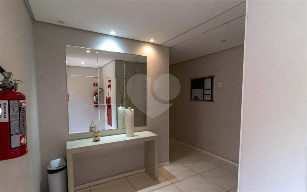 Apto Lauzane Horto
Apartamento à Venda na Av. Parada Pinto!