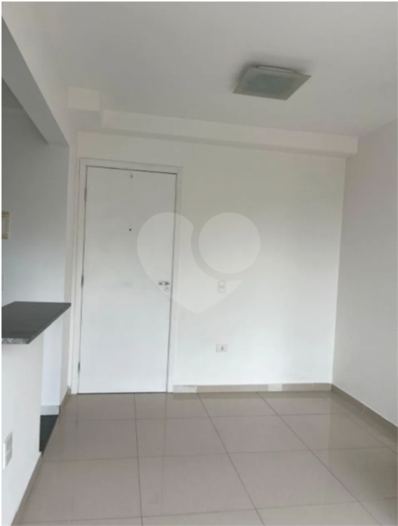 Apto Lauzane Horto
Apartamento à Venda na Av. Parada Pinto!