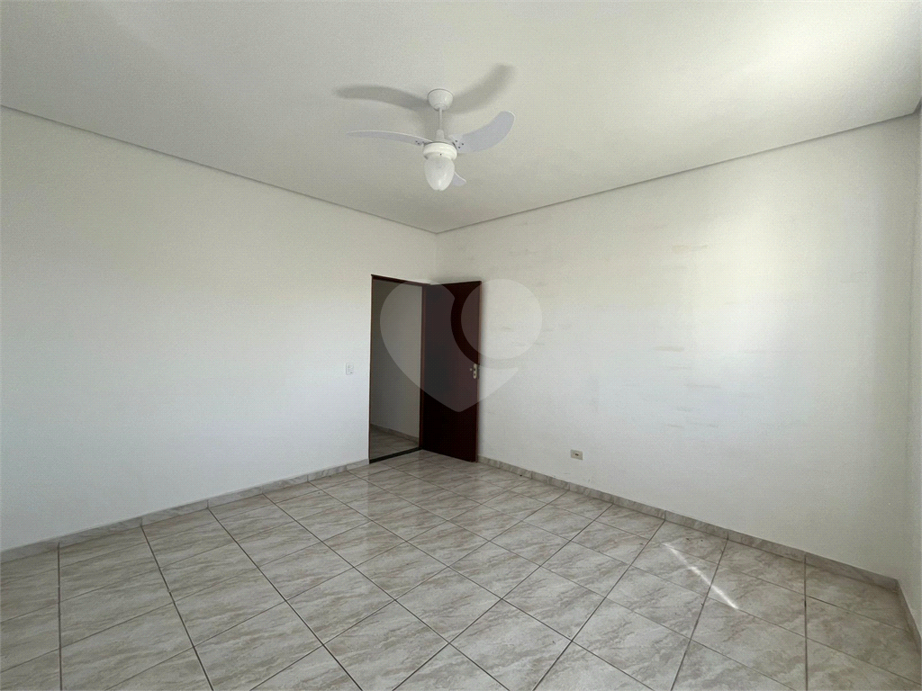 Casa, 4 quartos, 198 m² - Foto 3