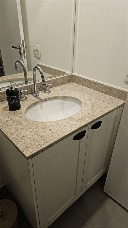 PINHEIROS - ESTÚDIO NOVO MOBILIADO EM LOCAL PRIVILEGIADO!