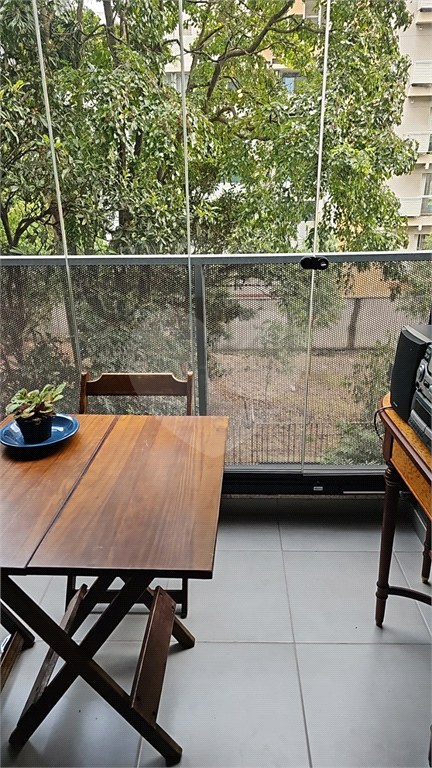 PINHEIROS - ESTÚDIO NOVO MOBILIADO EM LOCAL PRIVILEGIADO!