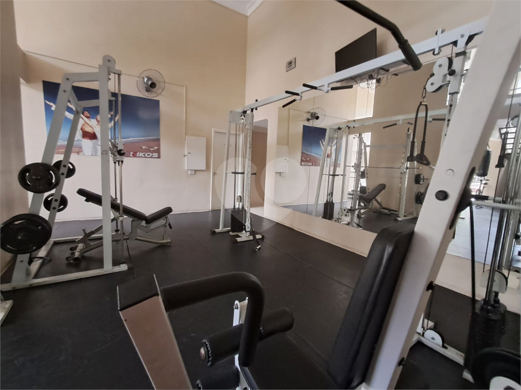 Duplex de 54m² reformado sala de estar com varanda 1 quarto com arcondicionado e 1 vaga de garagem Perdizes