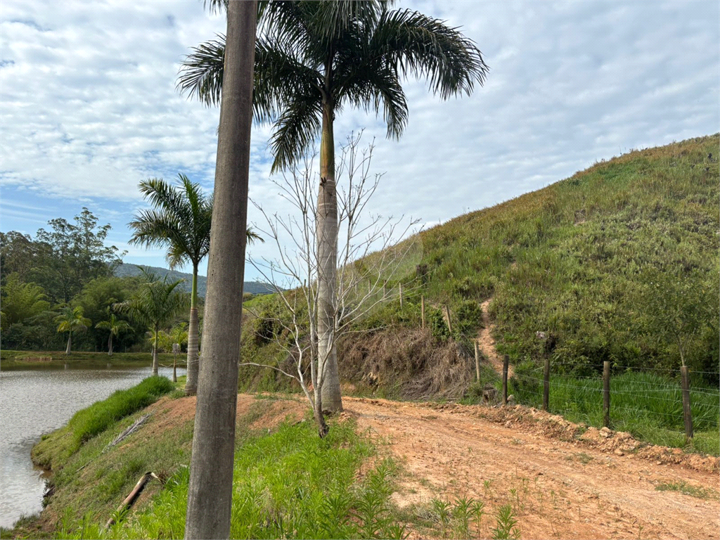 TERRENO em RIO ACIMA