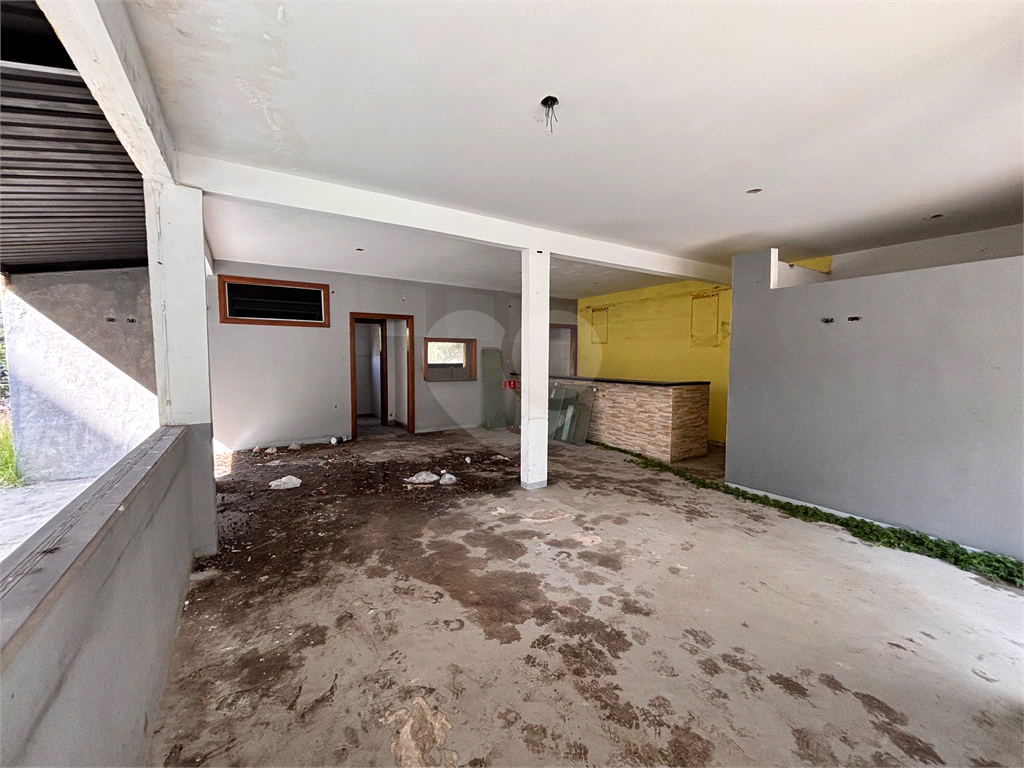 TERRENO NA ACLIMAÇÃO