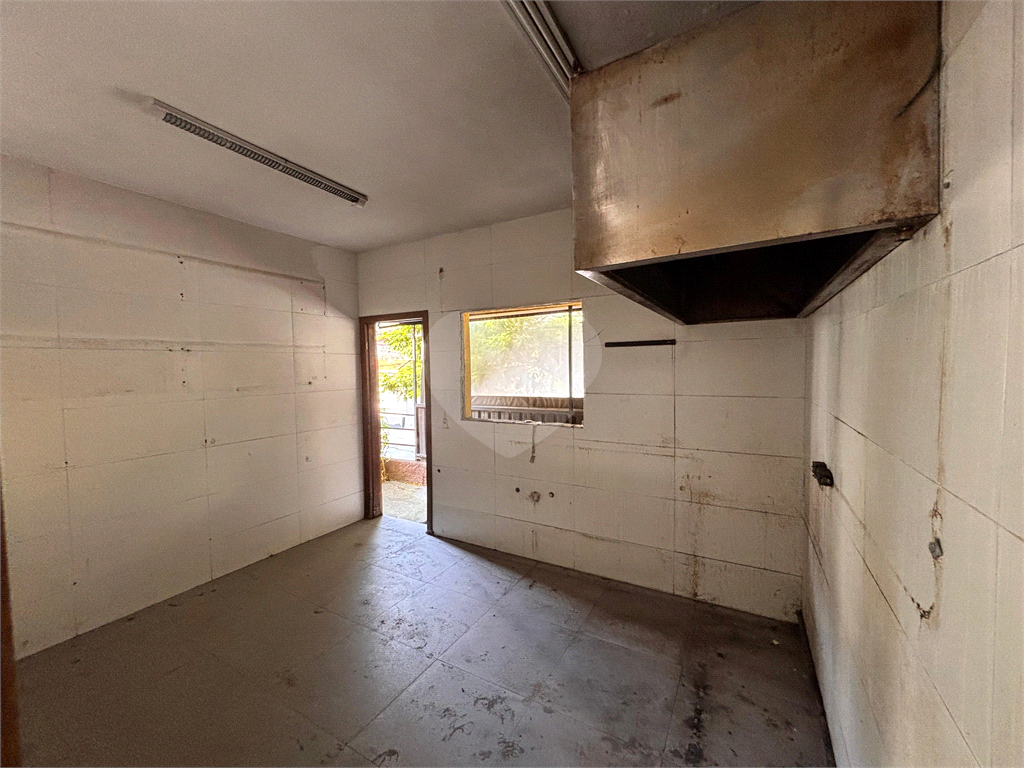 TERRENO NA ACLIMAÇÃO