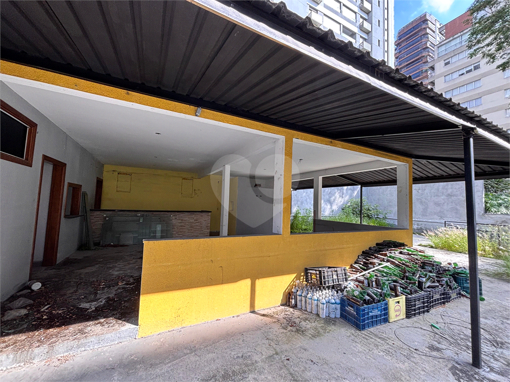 TERRENO NA ACLIMAÇÃO