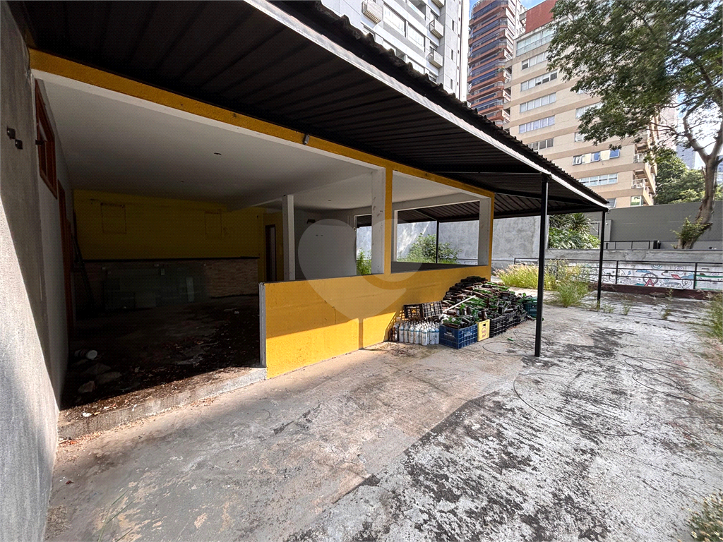 TERRENO NA ACLIMAÇÃO