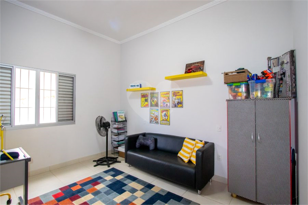 Casa de Condomínio à venda | 1.000 m² | 4 dormitórios (3 suítes) | 3 vagas em Monte Alegre do Sul!   