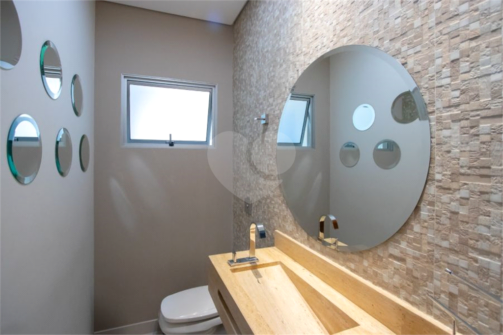 Casa de Condomínio à venda | 1.000 m² | 4 dormitórios (3 suítes) | 3 vagas em Monte Alegre do Sul!   