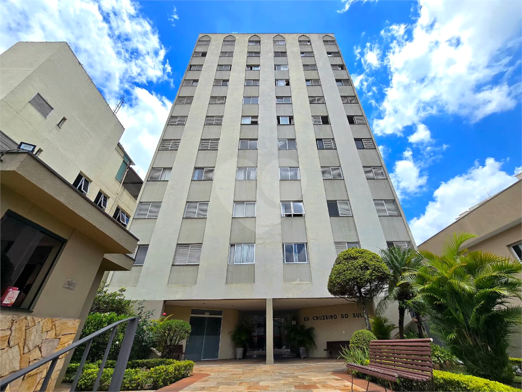 Apartamento - Venda - Metrô Saúde