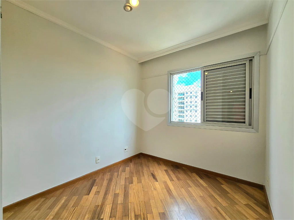 Apartamento - Venda - Metrô Saúde