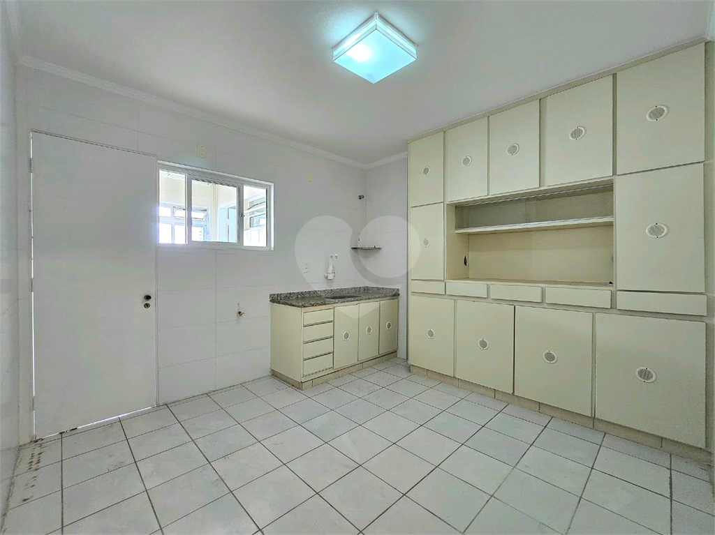 Apartamento - Venda - Metrô Saúde