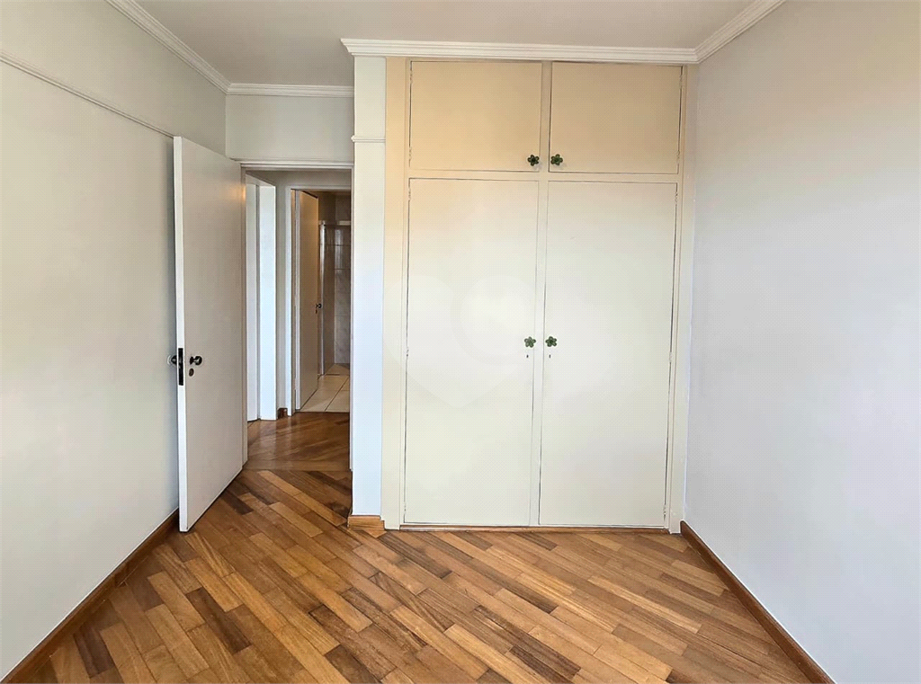 Apartamento - Venda - Metrô Saúde