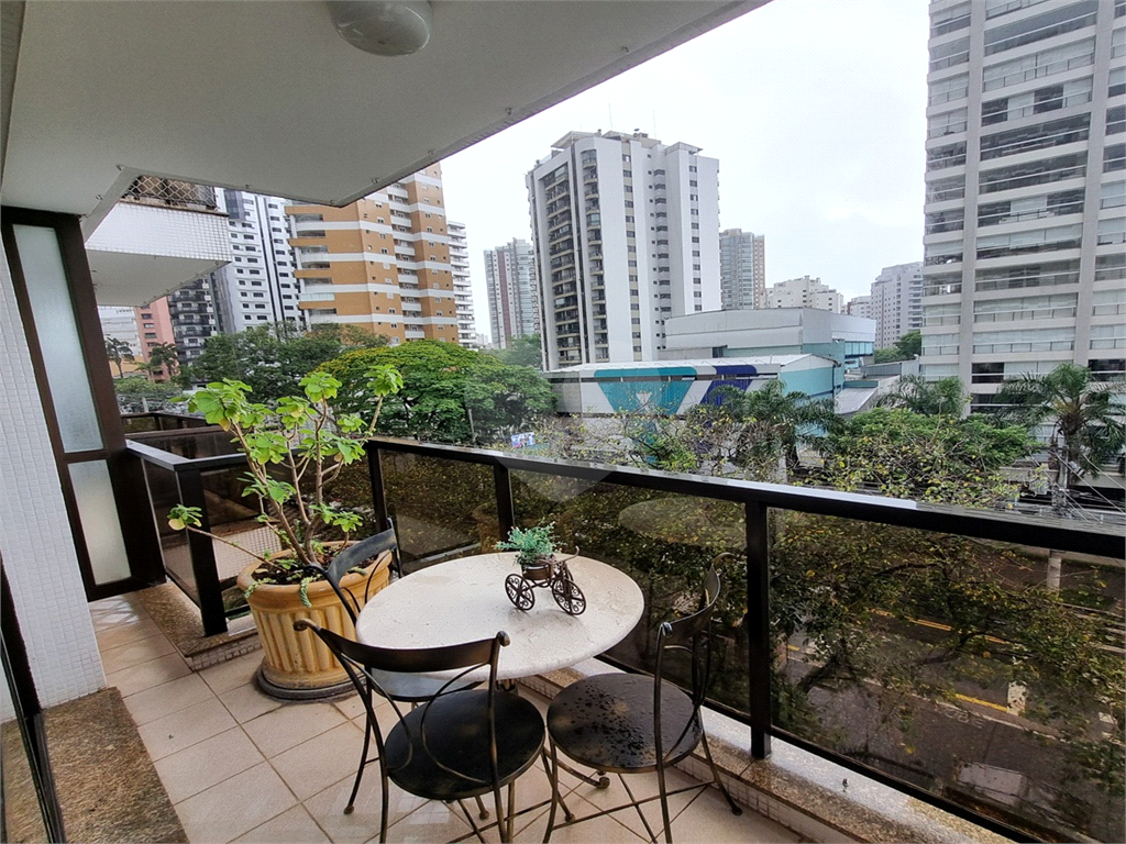 apartamento com 3 quartos e 3 vagas na Voluntarios da Patria