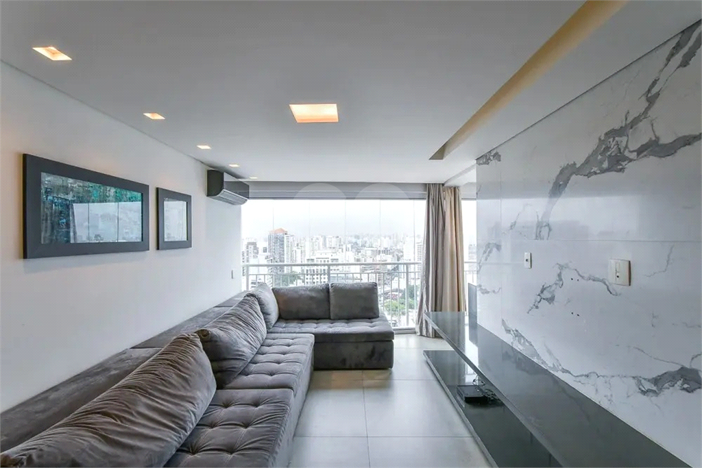 APARTAMENTO À VENDA NA VILA NOVA CONCEIÇÃO