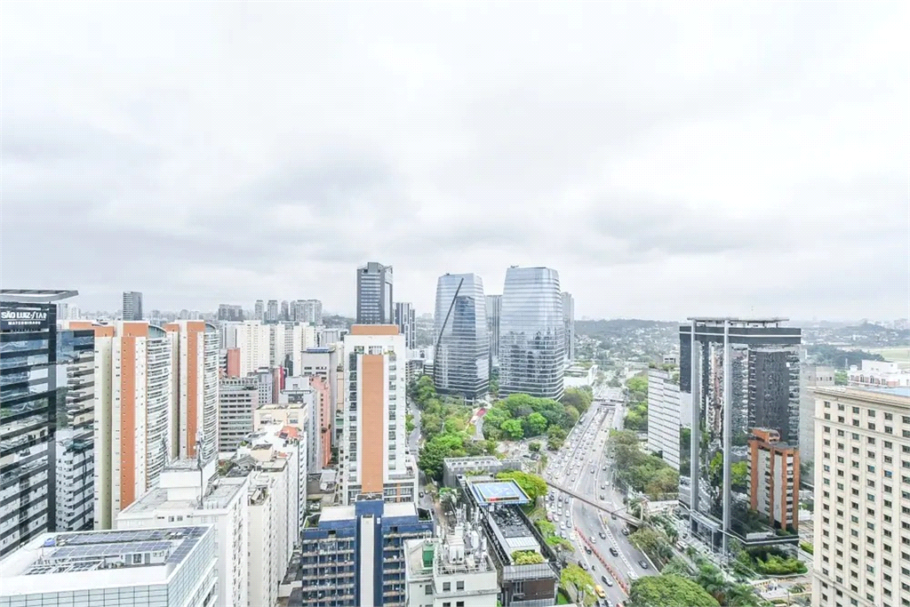 APARTAMENTO À VENDA NA VILA NOVA CONCEIÇÃO