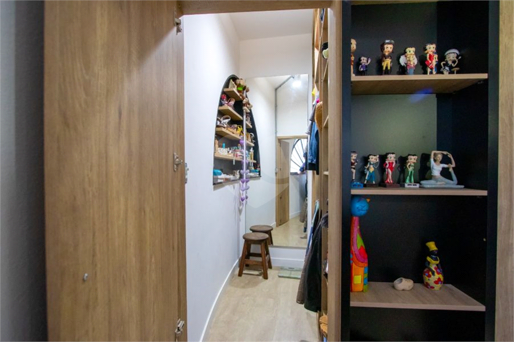 Casa alto padrão à venda | 1.490 m² | 4 suítes | 20 vagas em Serra Negra/SP!